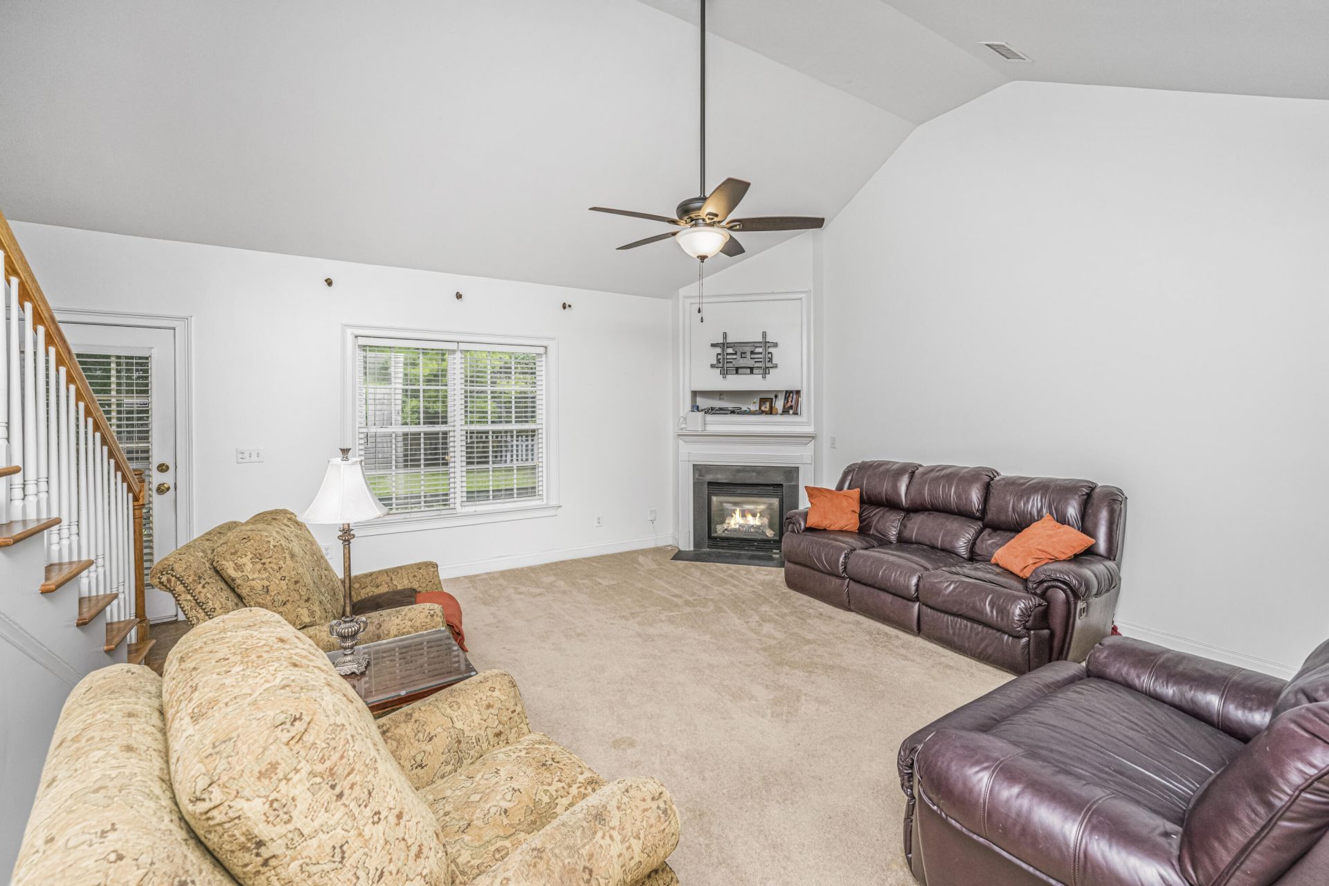 1409 Bloomingdale Lane Photo 20
