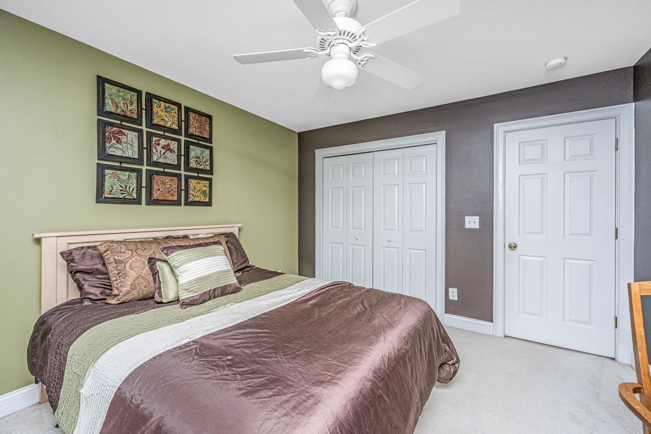 1409 Bloomingdale Lane Photo 25