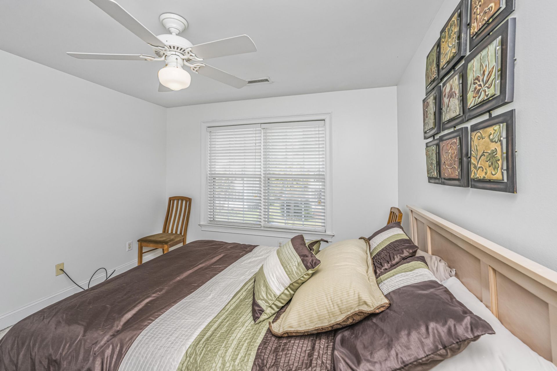 1409 Bloomingdale Lane Photo 32