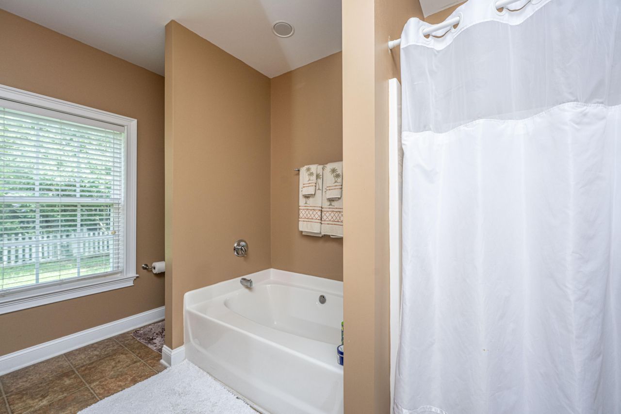 1409 Bloomingdale Lane Photo 35