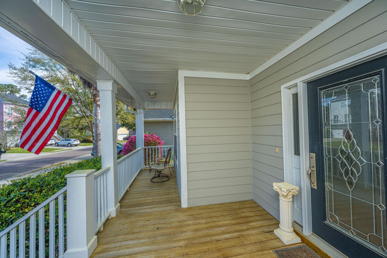 1409 Bloomingdale Lane Photo 4