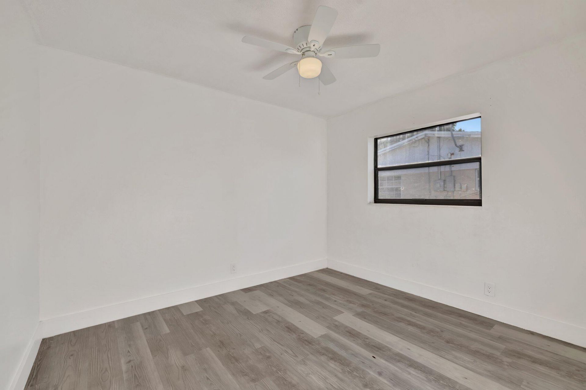 5804 NW 14th Street, Sunrise, FL 33313 Photo