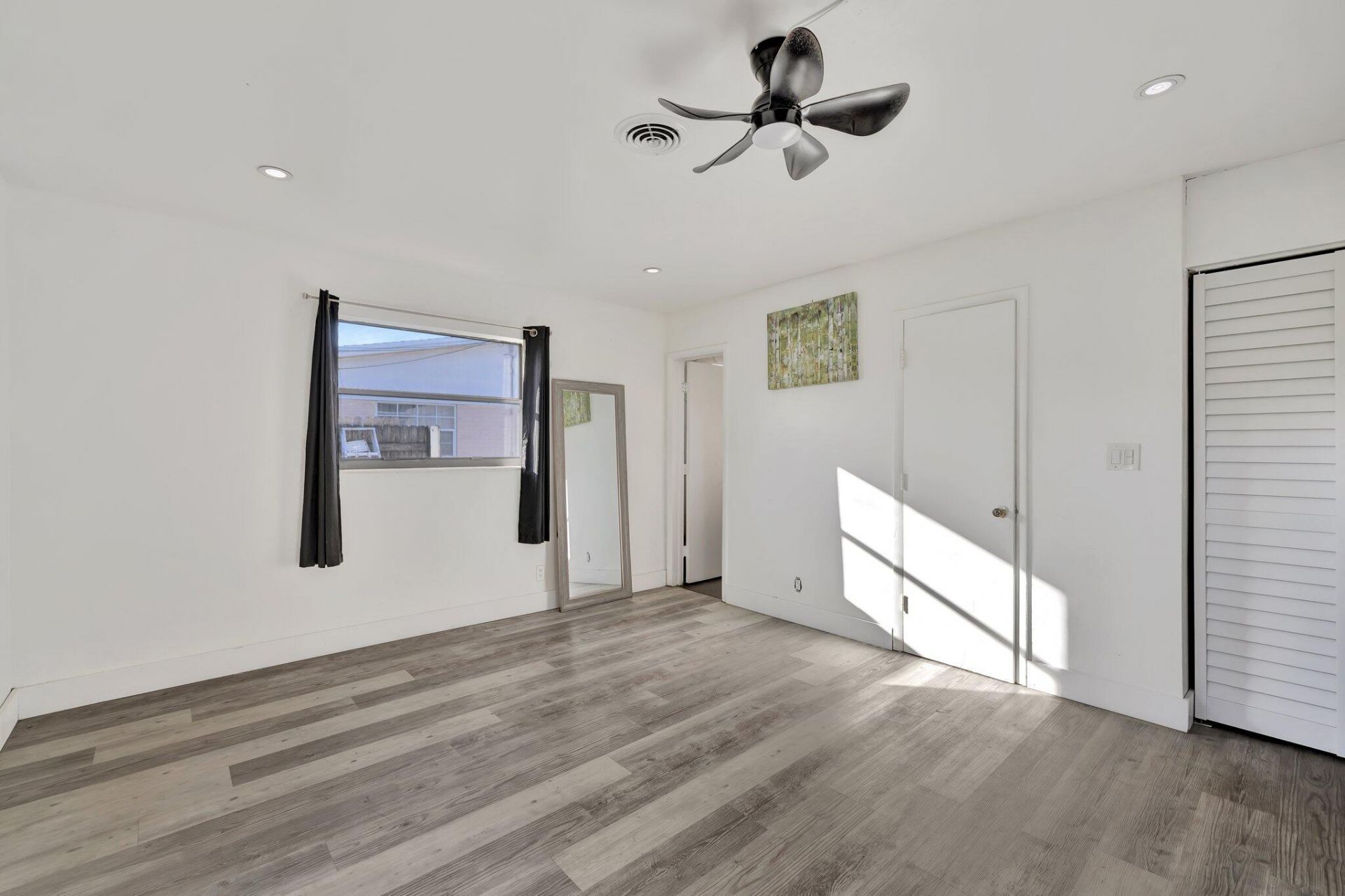 5804 NW 14th Street, Sunrise, FL 33313 Photo