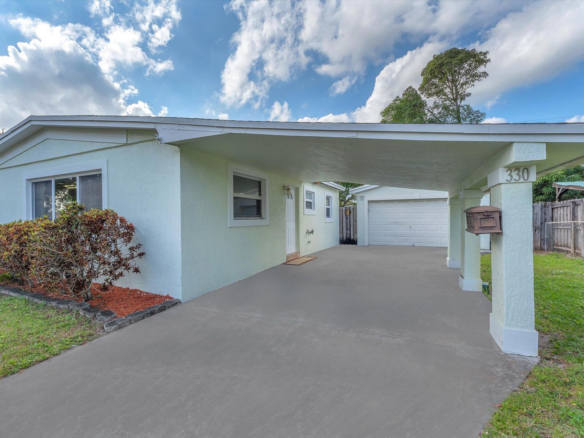 330 N 70th Terrace, Hollywood, FL 33024 Photo