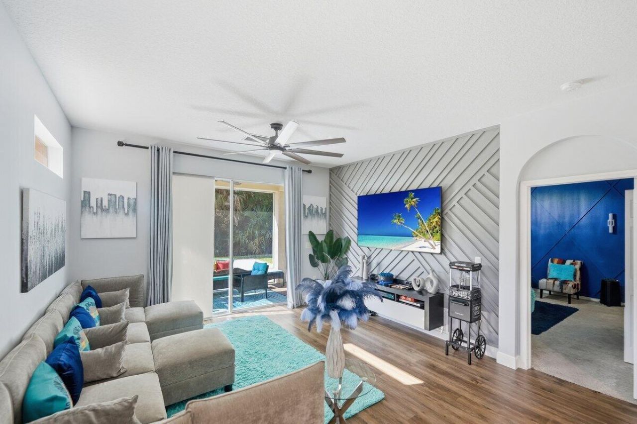 572 SW Indian Key Drive, Port Saint Lucie, FL 34986 Photo