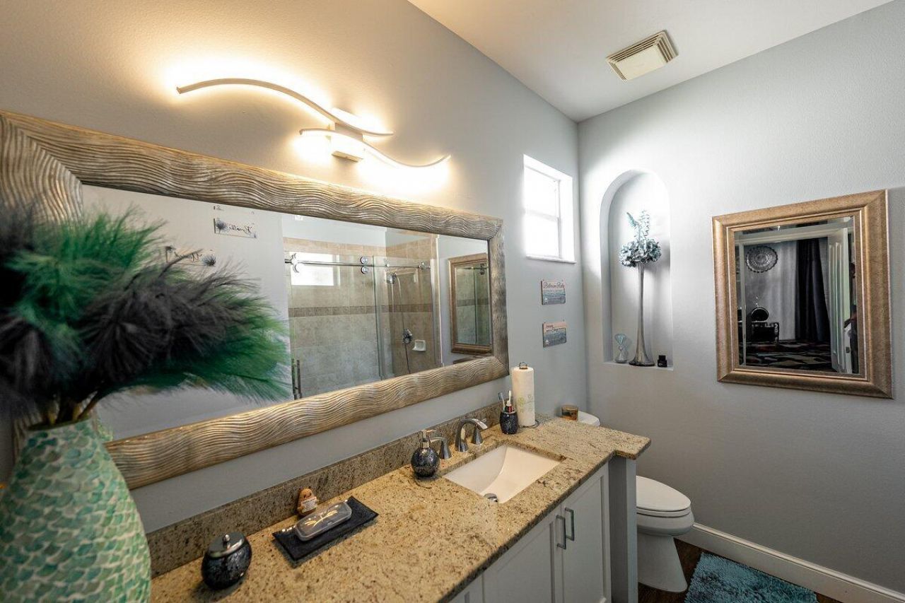 572 SW Indian Key Drive, Port Saint Lucie, FL 34986 Photo