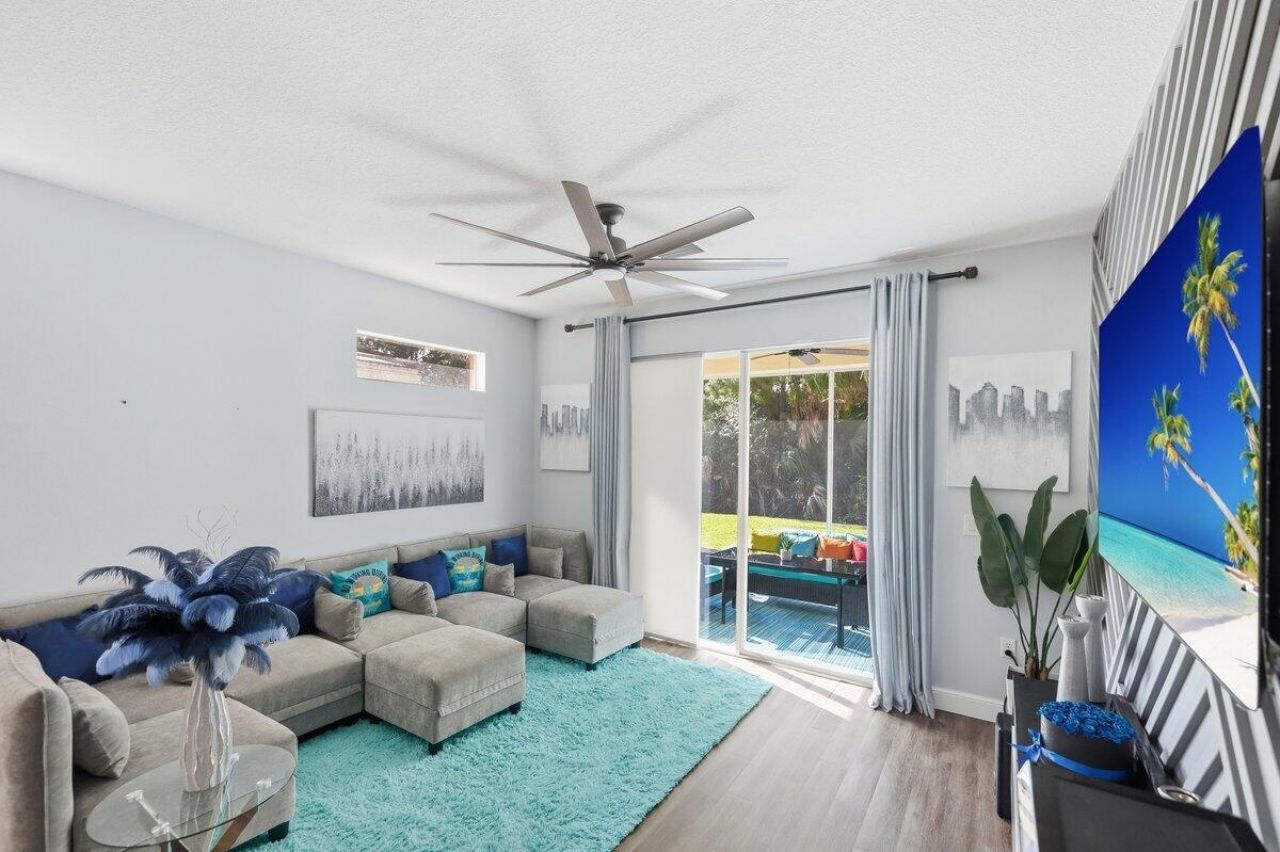 572 SW Indian Key Drive, Port Saint Lucie, FL 34986 Photo