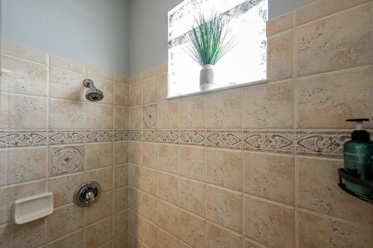 572 SW Indian Key Drive, Port Saint Lucie, FL 34986 Photo