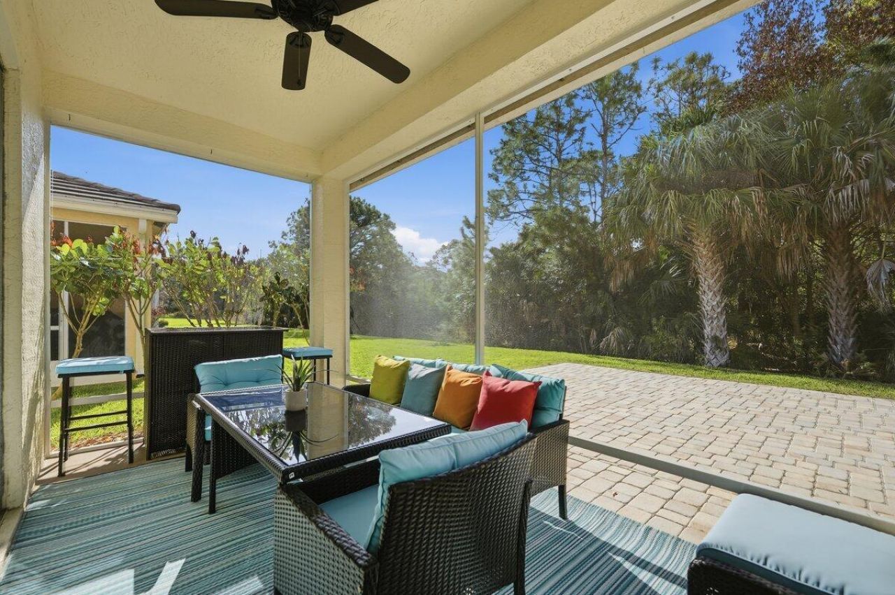 572 SW Indian Key Drive, Port Saint Lucie, FL 34986 Photo