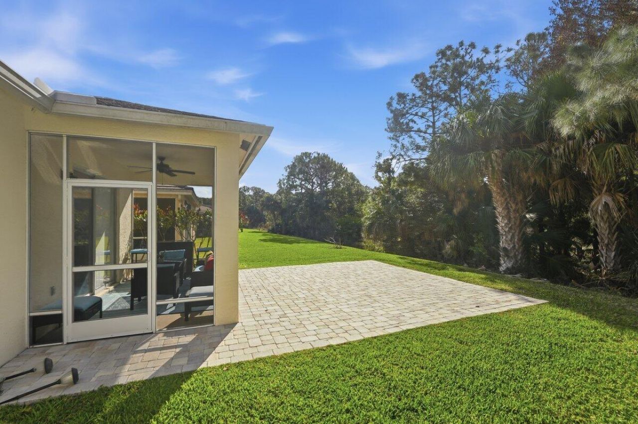 572 SW Indian Key Drive, Port Saint Lucie, FL 34986 Photo