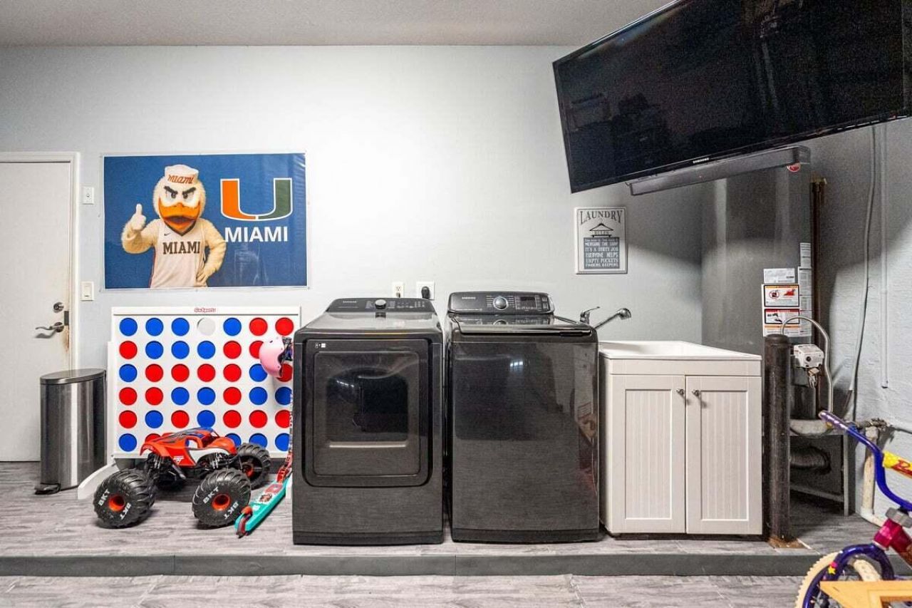 572 SW Indian Key Drive, Port Saint Lucie, FL 34986 Photo