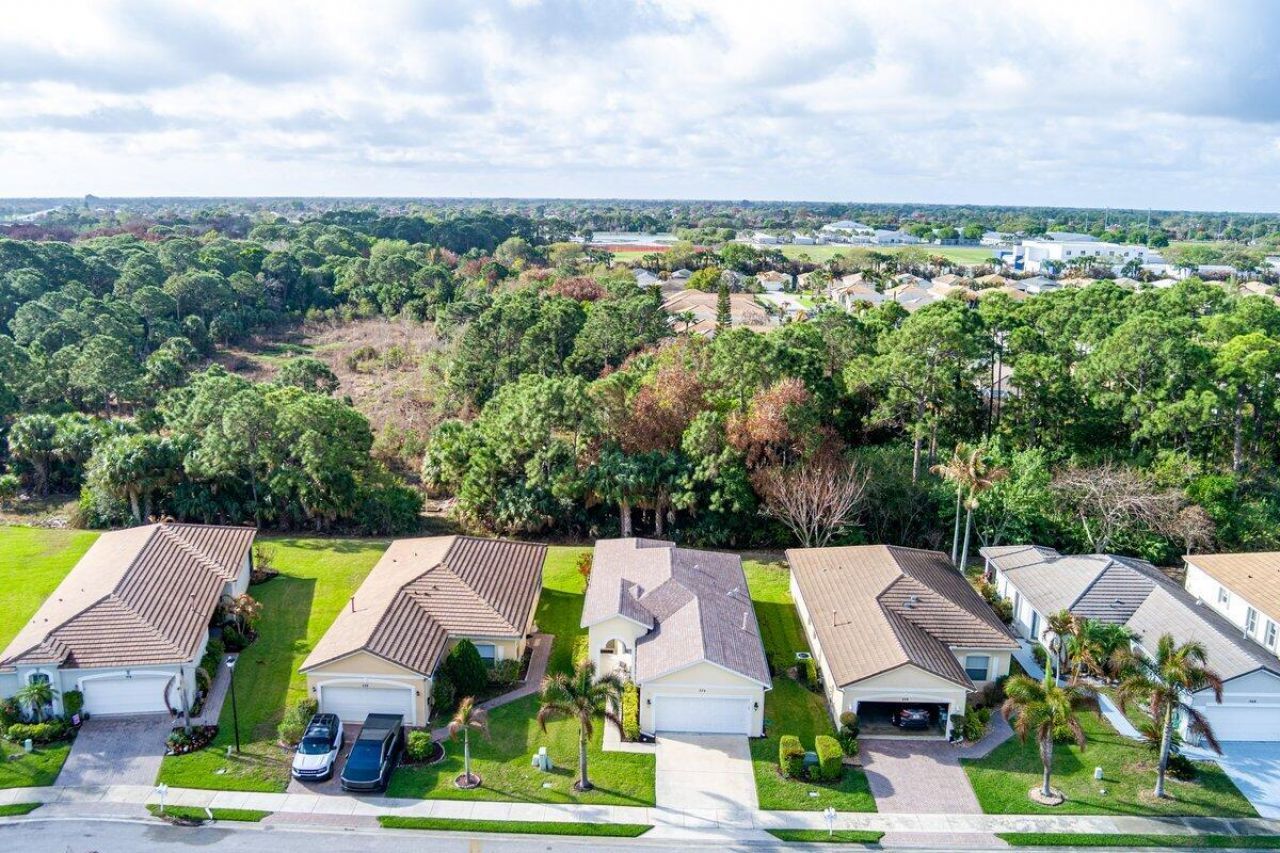 572 SW Indian Key Drive, Port Saint Lucie, FL 34986 Photo