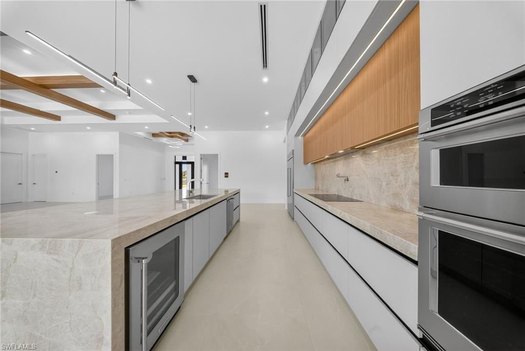 1874 39th St Sw, Naples, FL 34117 Photo