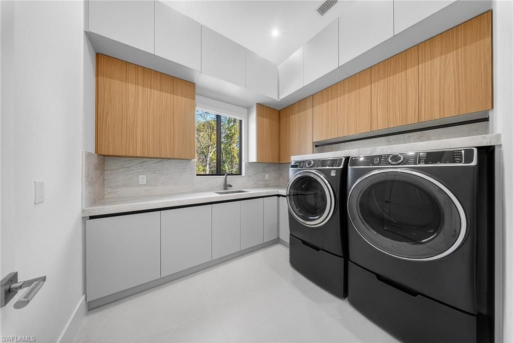 1874 39th St Sw, Naples, FL 34117 Photo