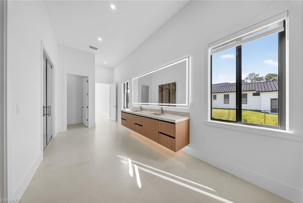 1874 39th St Sw, Naples, FL 34117 Photo