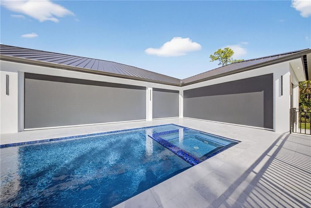 1874 39th St Sw, Naples, FL 34117 Photo