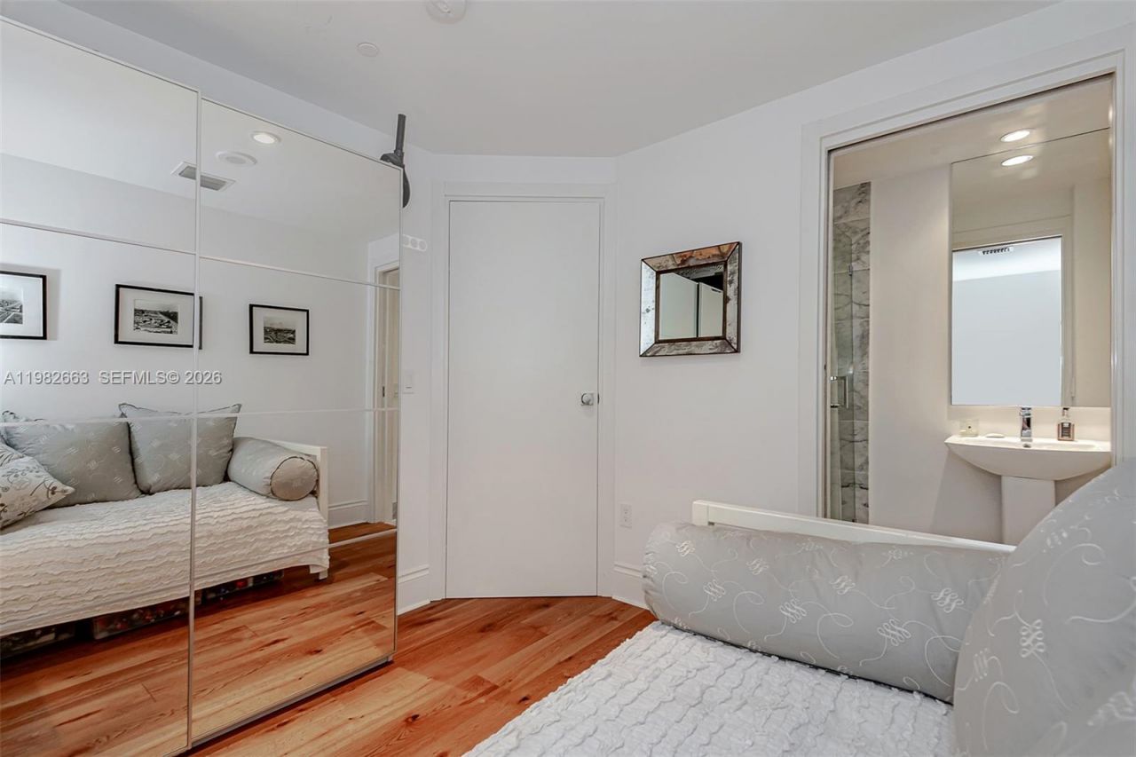 801 S Miami Ave , Unit 4508, Miami, FL 33130 Photo