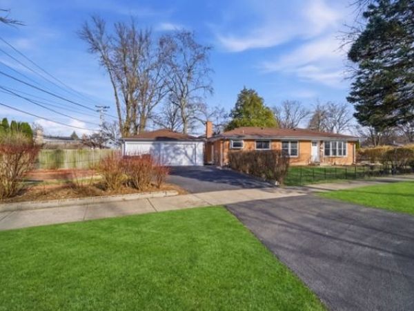 50 Glenview Road , Glenview, IL 60025