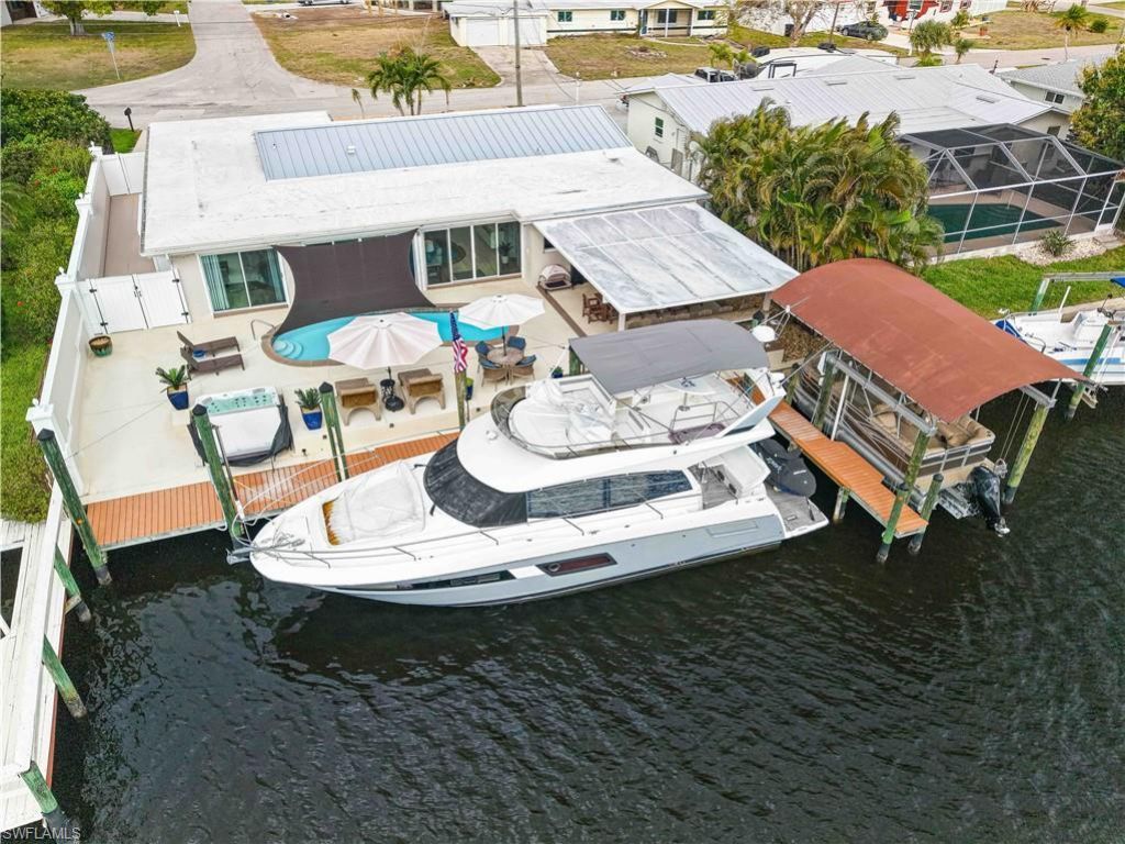 4322 Harbour Ln , North Fort Myers, FL 33903 Photo