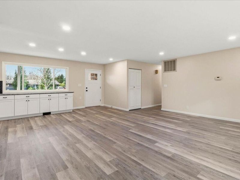 354 Hickory Drive, Marysville, OH 43040 Photo 7