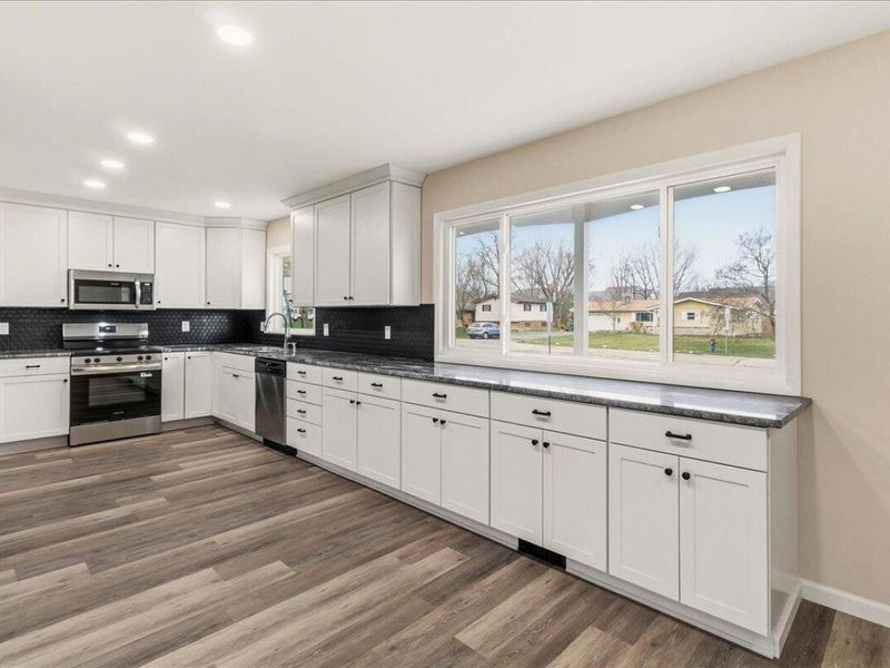 354 Hickory Drive, Marysville, OH 43040 Photo 9