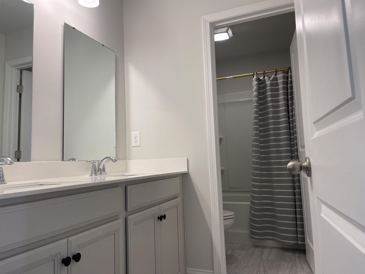 4064 Dewberry Ln. Photo 21