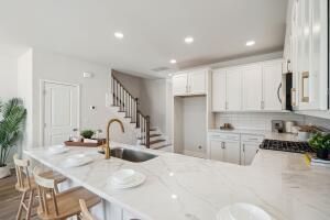 743 Alma Square Drive Photo 8