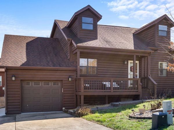 145 Whispering Pine Way, Hollister, MO 65672