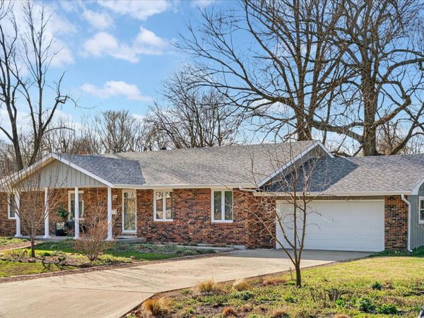 2669 S Catalina Avenue, Springfield, MO 65804