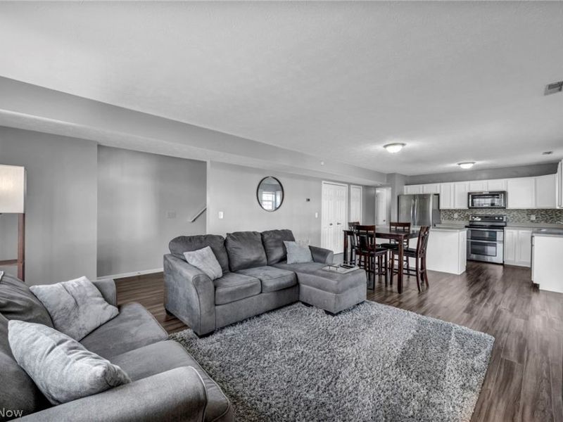 3558 E 71st Street, Cleveland, OH 44105 Photo 6