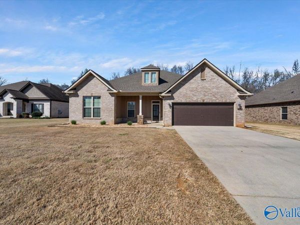 18169 Merlin Drive, Athens, AL 35613