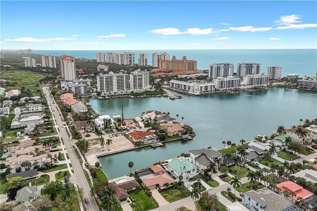 480 Oak Ave, Naples, FL 34108 Photo