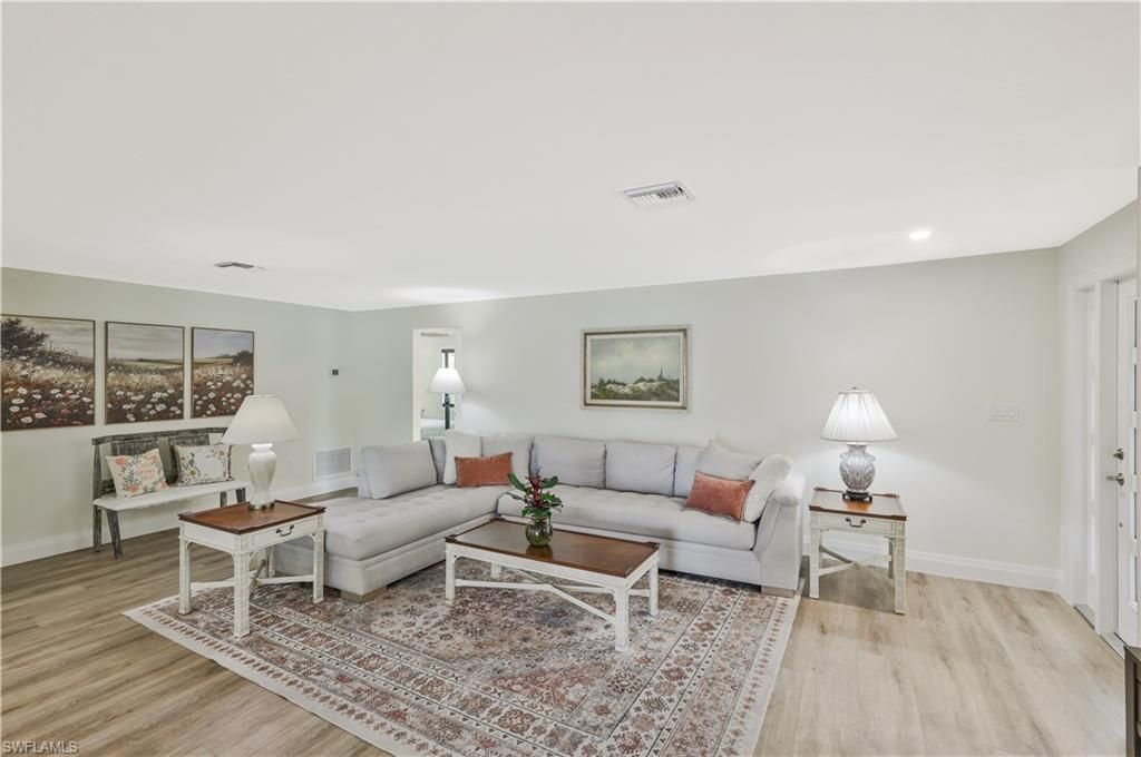 480 Oak Ave, Naples, FL 34108 Photo