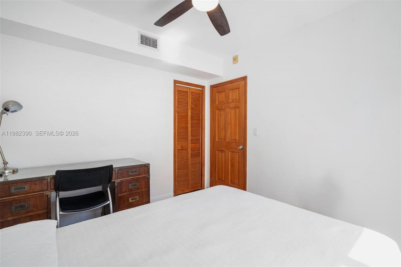 7207 Bay Dr, Unit 11, Miami Beach, FL 33141 Photo