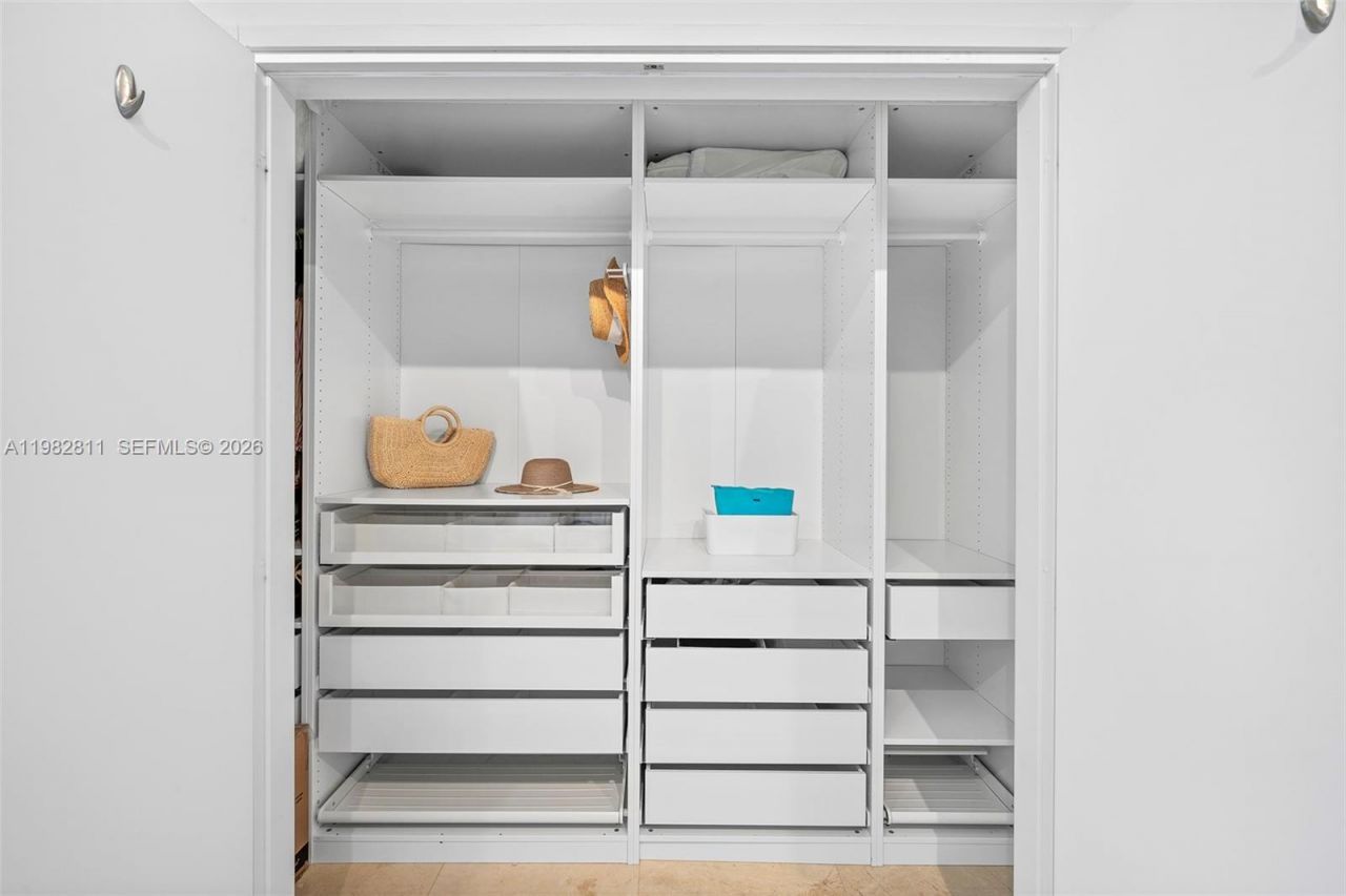 50 S Pointe Dr, Unit 509, Miami Beach, FL 33139 Photo