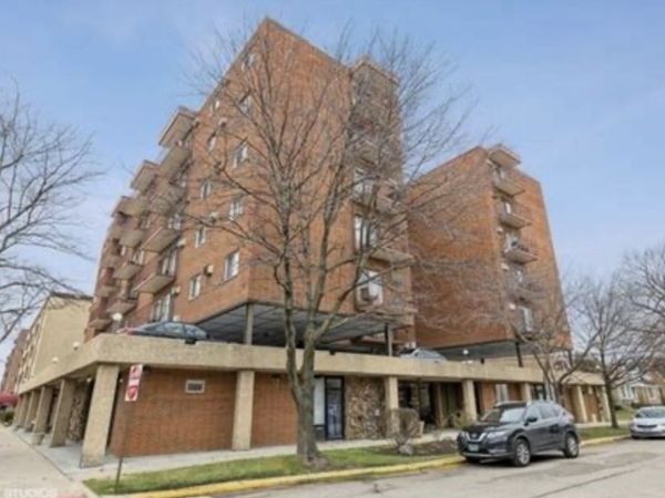 7830 W North Avenue, Unit 305, Elmwood Park, IL 60707
