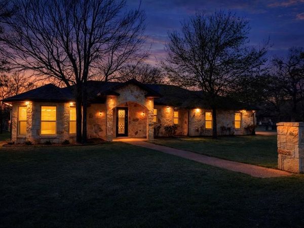 139 Saddlewood , Waco, TX 76705