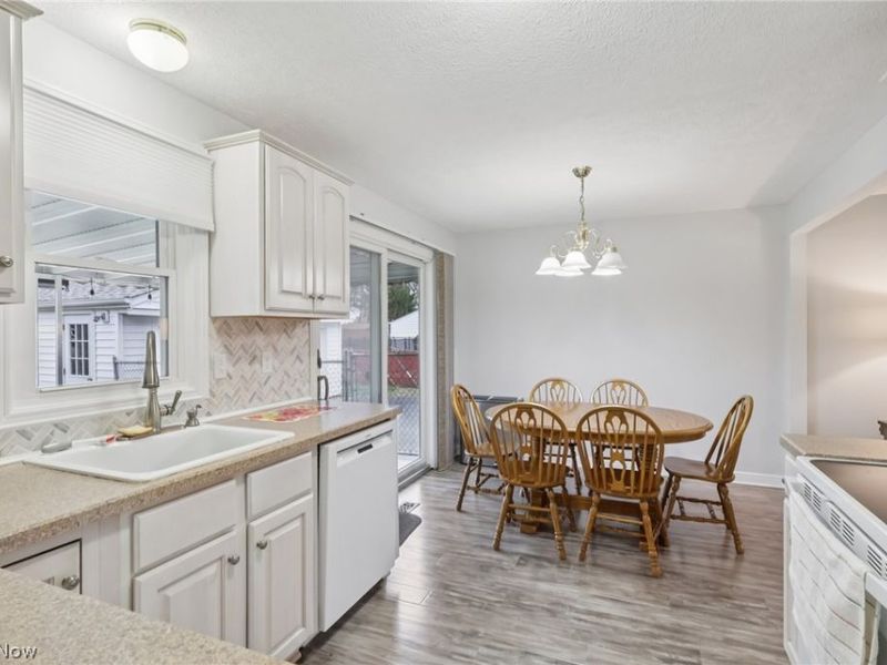 6168 Thistlewood Drive, Mentor, OH 44060 Photo 13