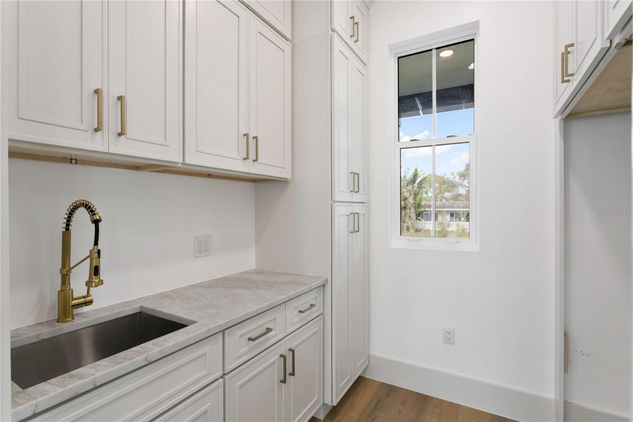 514 38th Avenue Ne, Saint Petersburg, FL 33704 Photo