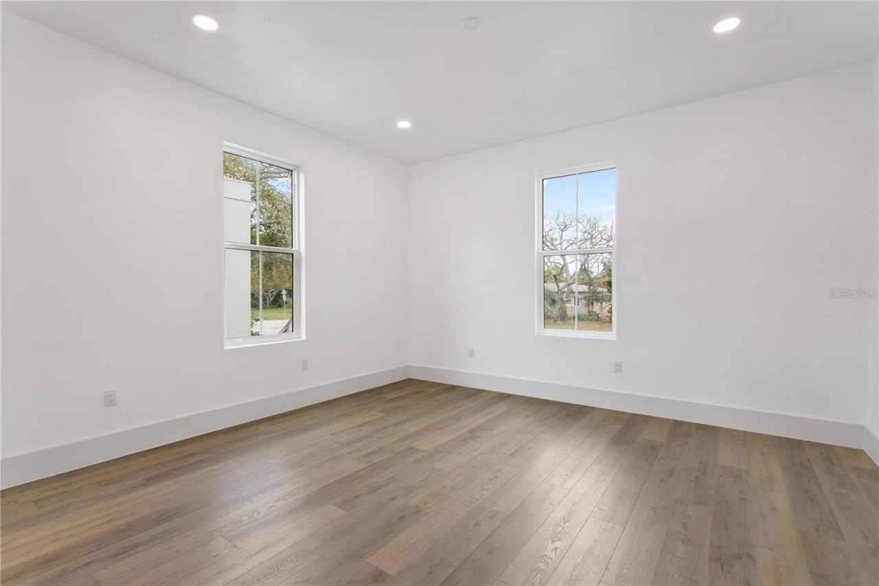 514 38th Avenue Ne, Saint Petersburg, FL 33704 Photo