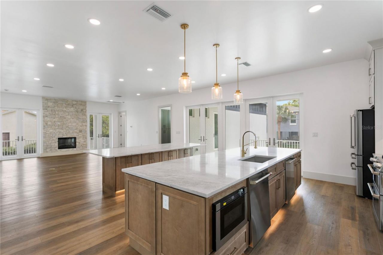 514 38th Avenue Ne, Saint Petersburg, FL 33704 Photo