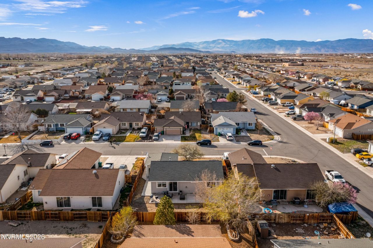 712 Hastings Way, Fernley, NV 89408 Photo