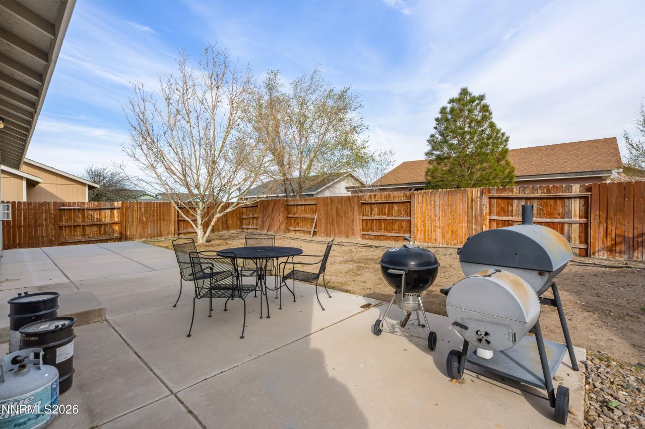 712 Hastings Way, Fernley, NV 89408 Photo