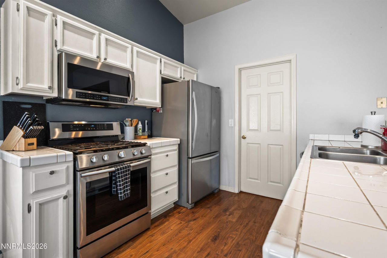 712 Hastings Way, Fernley, NV 89408 Photo