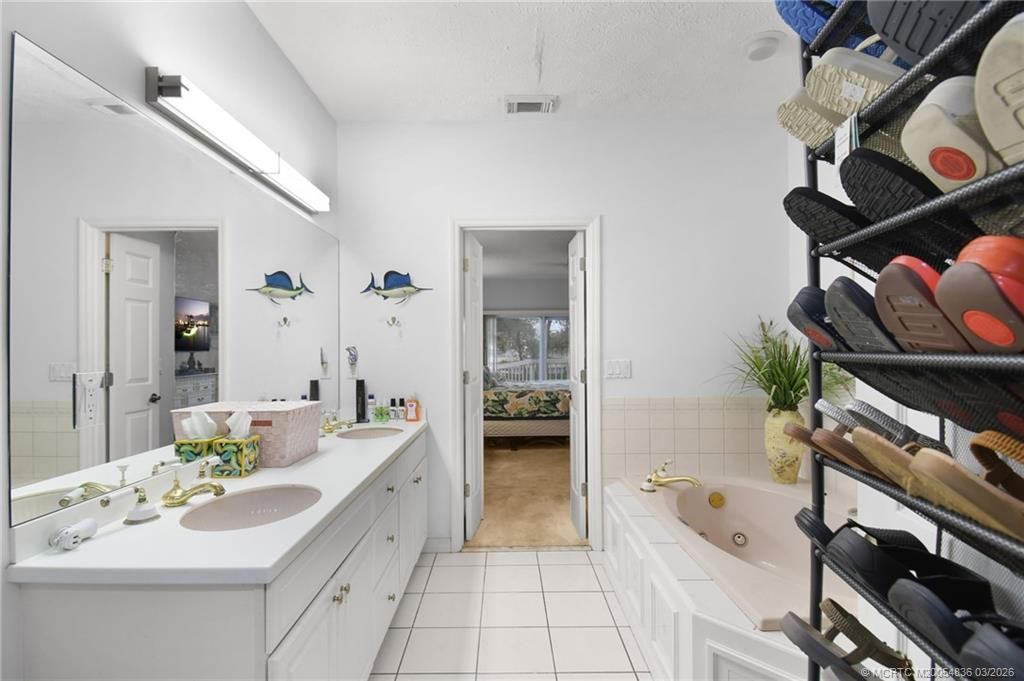 2550 Harbour Cove Drive, Hutchinson Island, FL 34949 Photo