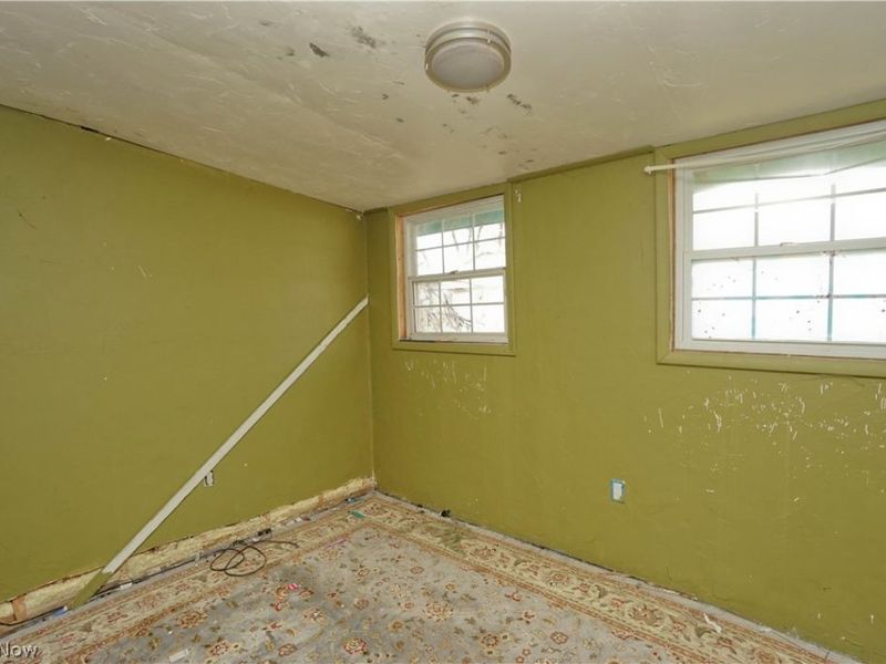 1654 Thalia Avenue, Youngstown, OH 44514 Photo 8