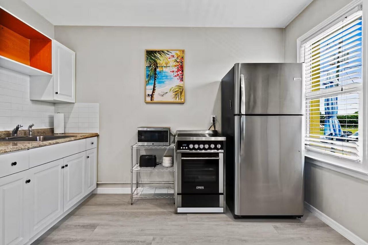 802 N Federal Highway, Unit 2, Boynton Beach, FL 33435 Photo