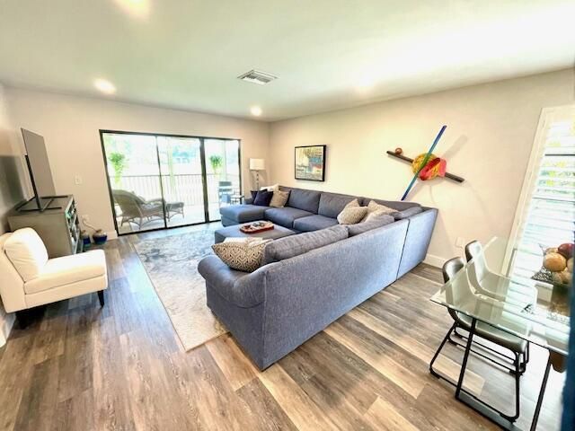 5 E Stratford Dr Drive, Unit 5d, Boynton Beach, FL 33436 Photo