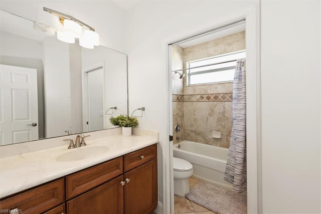 21810 Rainbow Lake Ct, Estero, FL 33928 Photo