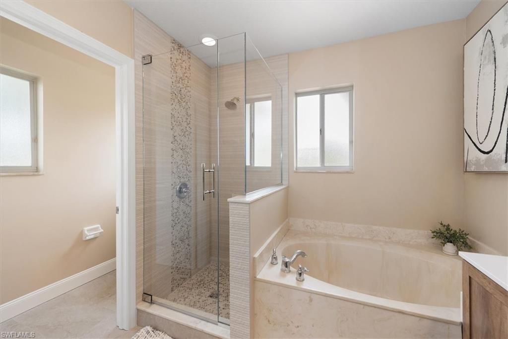 21810 Rainbow Lake Ct, Estero, FL 33928 Photo